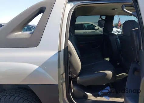 2004 Chevrolet Avalanche K1500 from USA, damaged, VIN 3GNEK12T54G182574